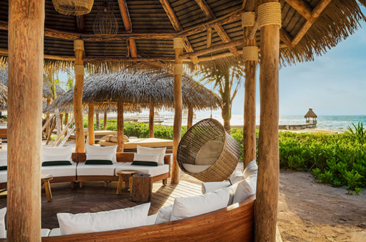 Grupo Vidanta –desarrollador líder de resorts e infraestructuras turísticas en México y Latinoamérica– inauguró en Vidanta Riviera Maya, dos nuevos proyectos que integran la cocina gourmet y la coctelería con la moda, el diseño y arte mexicanos.